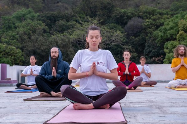 Découvrez Comment le Yoga Peut Prévenir Efficacement les Maladies Chroniques